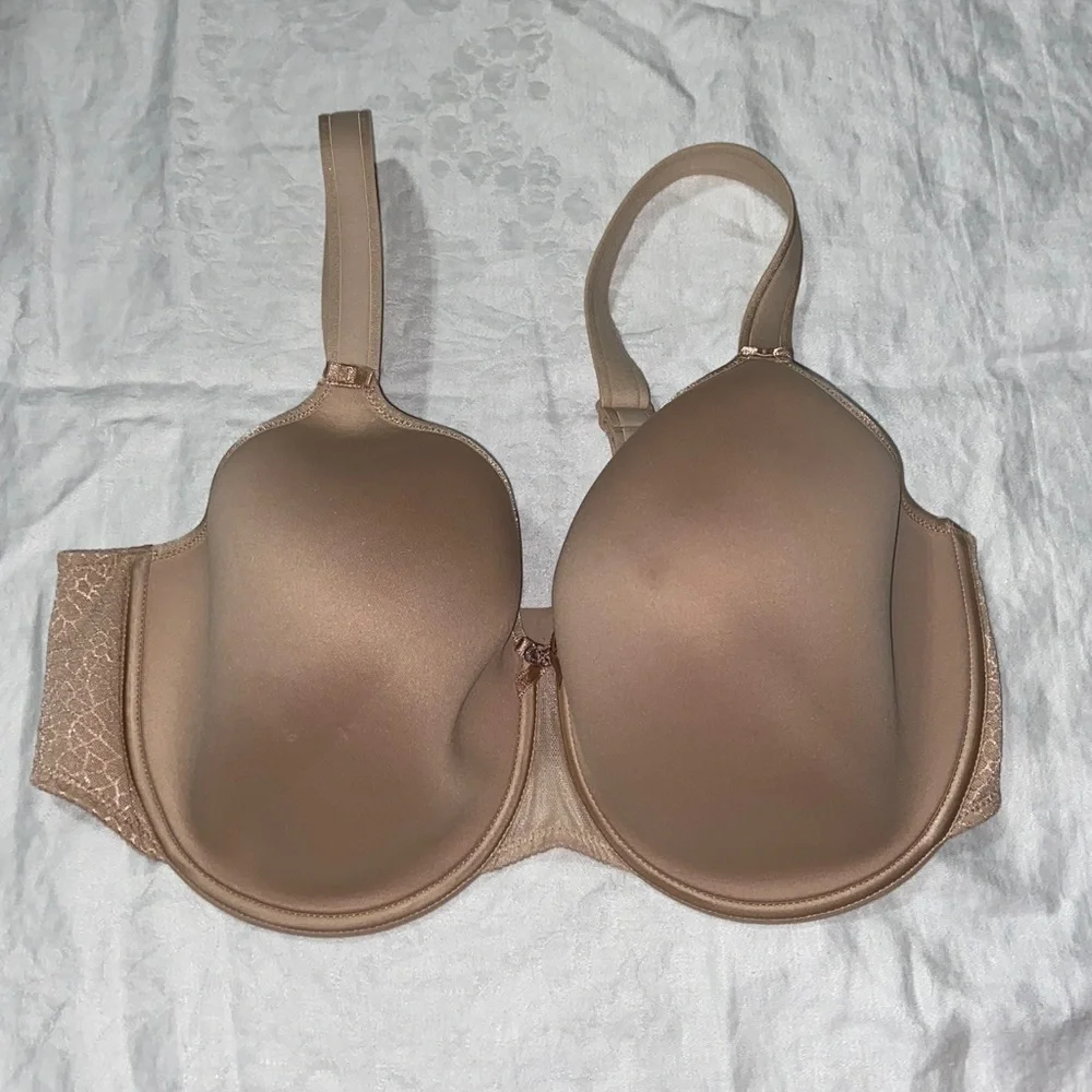 Chantelle smooth molded